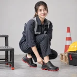 Ủng bảo hộ mũi thép cao su chống dầu màu đen phối đỏ cổ thấp linh hoạt